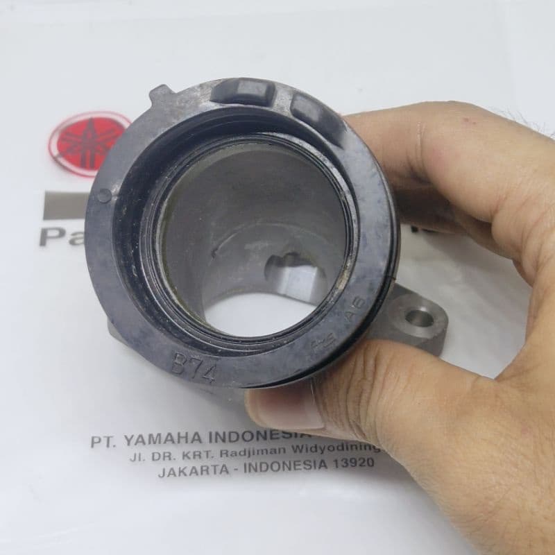 ท่อเข้าท่อท่อ ท่อร่วมไอดี xmax x max 250 300 cc รหัส B74 เดิม
