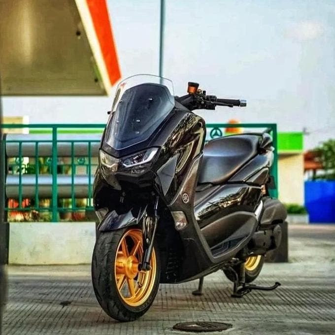 กระจกบังลม Yamaha Nmax New 155 รุ่นมาตรฐาน [แถมน๊อต + แหวน 4 ชิ้น] Visor Nmax New Standard ความหนา 3 Milli Winsil Nmax 155