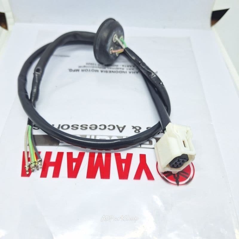 ช่องเสียบสายไฟ led xmax aerox ใหม่ nmax ใหม่