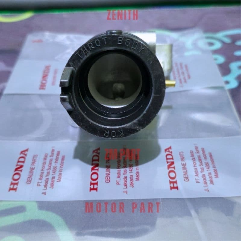 ท่อเข้าไอดี insulator manifold mandifold pcx 160 k1z lospack เดิม