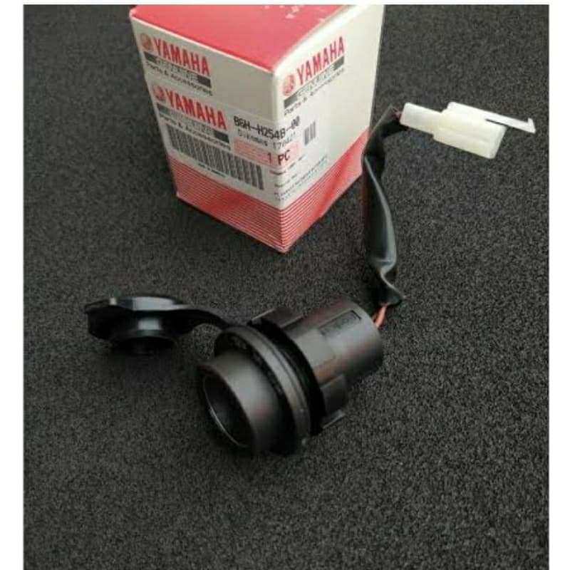 TERMINAL COMP CARJER USB CASAN NEW NMAX NEW AEROX XMAX CONECTED ORIGINAL YAMAHA B6H-H254B-00