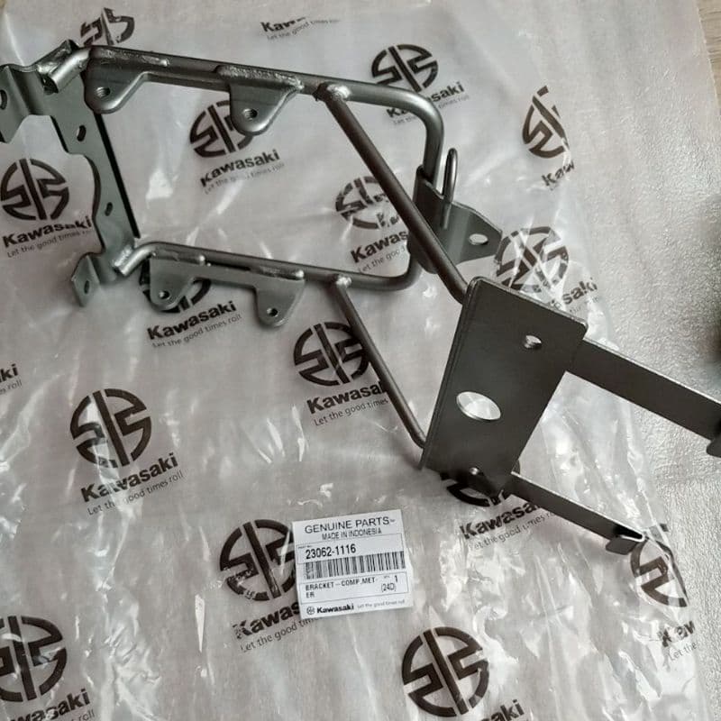 ขายึดไฟหน้า kawasaki Ninjass/s ดั้งเดิม/ขายึดไฟหน้าทรงกลม Ninja SS/ที่วางป้ายทะเบียนด้านหน้า Ninja SS ดั้งเดิม