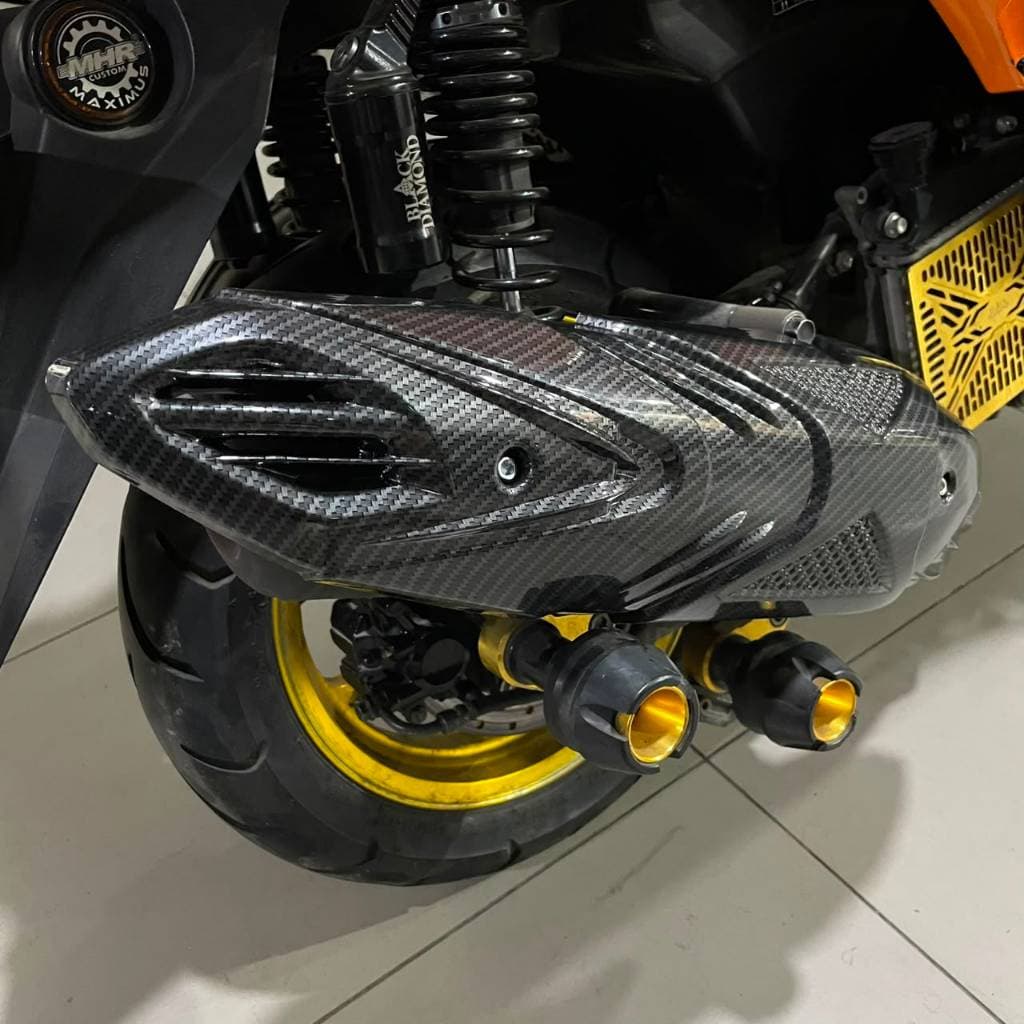 Yamaha New Nmax-155 2020 / Nmax-155 2021 / Nmax2022 Carbon MHR ฝาครอบท่อไอเสียคุณภาพดีที่สุด