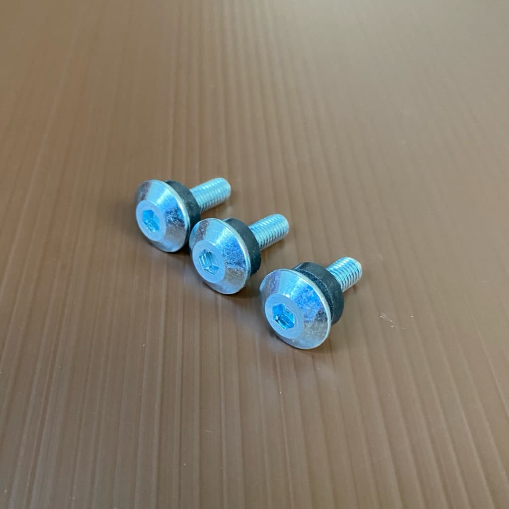 3 ชิ้น MUFFLER END COVER BOLT สําหรับ VARIO 160 PCX 160 150 ADV