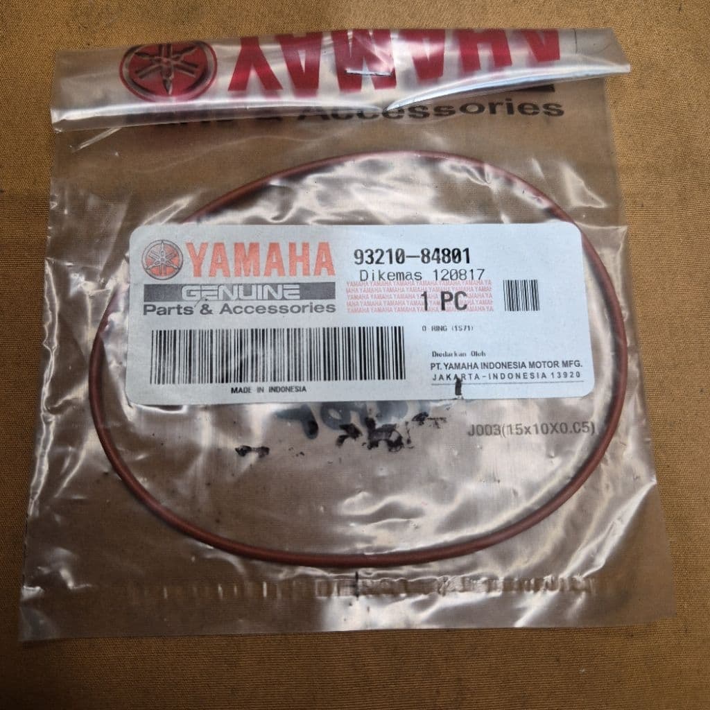 93210-4801 ฝาครอบปั๊มน้ํายาง Oring Centric Yamaha Vixion Jupiter MX R15 Original