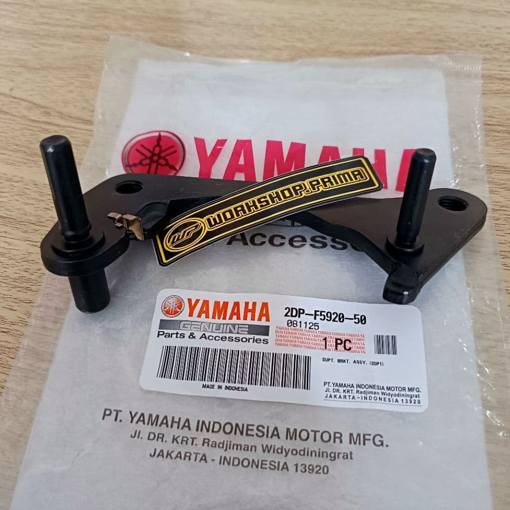 วงเล็บเหล็ก 2DP ด้านหลังแผ่น Caliper Holder Bracket Aerox Alpha Nmax N Max N-max เก่าใหม่ 155 Original Ygp
