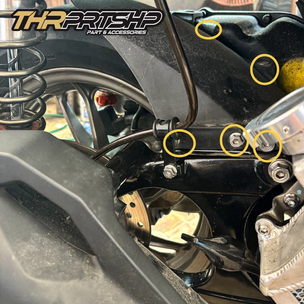 PCX 160 cc ภายใต้สลักเกลียวบังโคลน, สแตนเลส 5 ชิ้น