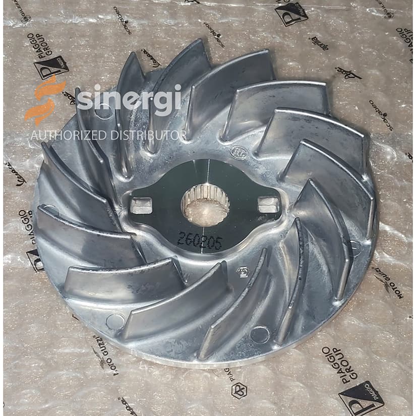 ไดรฟ์คงที่ Half Pulley / Flywheel Variator FAN PULLEY VESPA 3V SPRINT PRIMAVERA LX VESPA S GTS (876921)