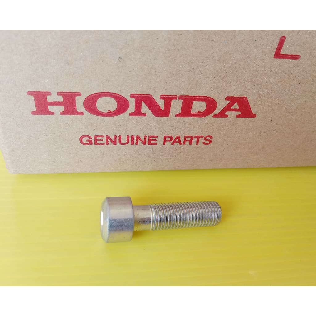90103-K94-T00โบ๊ลยึดแกนโช้ค(10*35)แท้HONDA  CB150R EXMOTION,CB300Rไฟกลม อะไหล่แท้ศูนย์HONDA()1ชิ้น