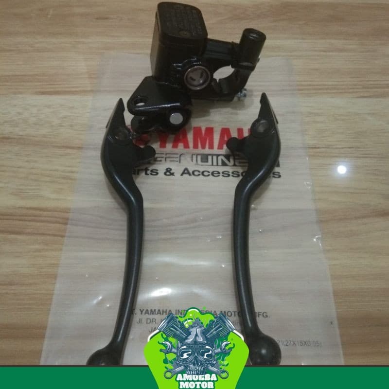แม่ปั๊มเบรกซ้ายด้านหน้า Nmax 2DP Yamaha N-max ด้านหน้าด้านบนซ้ายน้ํามันเบรกที่อยู่อาศัย Nmax ขวาจับ Nmax ที่จับซ้าย Nmax เดิม