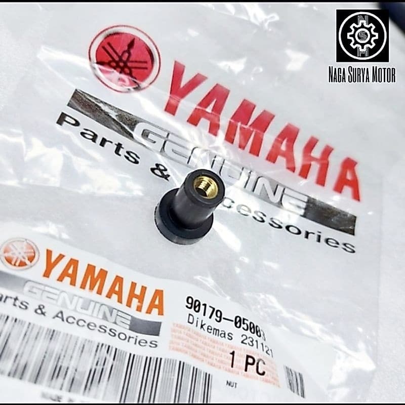 กระจกบังลมน๊อตยาง NMax XMax 90179-05003 ORIGINAL YGP