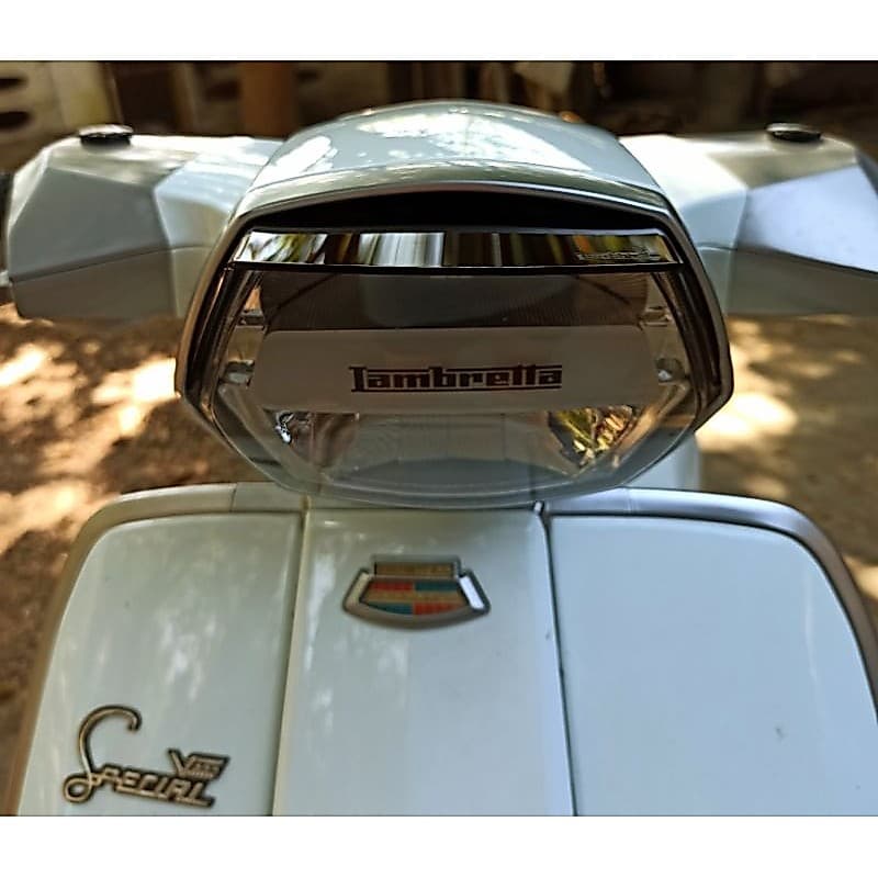 แก๊ปไฟหน้าเเลมเบรตต้าLambretta V125 V200