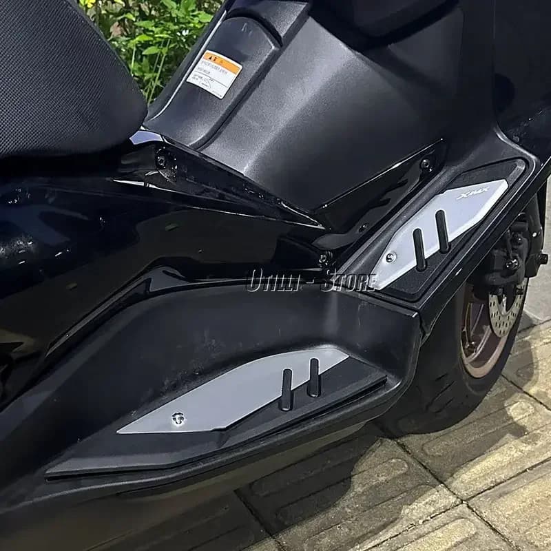 For Yamaha XMAX 300 2023 - 2024 X-MAX 300 XMAX300 XMAX 250 400Motorcycle Foot Pegs Plate Skidproof 