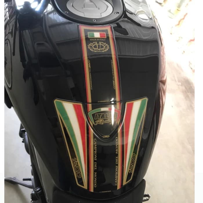 Motorcycle 3D Fuel Tank Pad Protective Stickers Decals For Ducati Diavel 1200 2011-2015 Decals