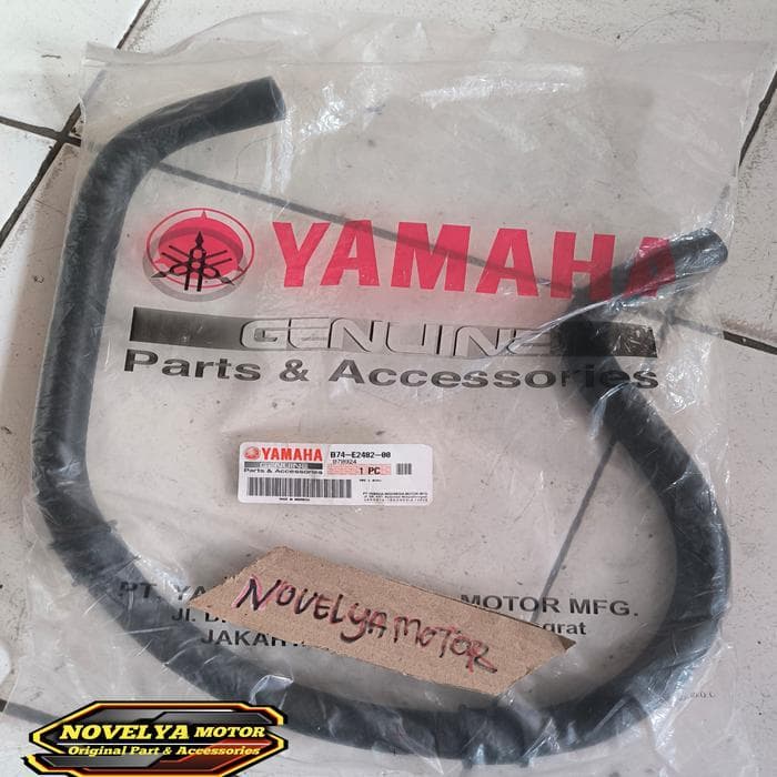 ท่อ 2 ท่อหม้อน้ําตัวบน Xmax X Max Original Yamaha B74-E2482-00 Ready