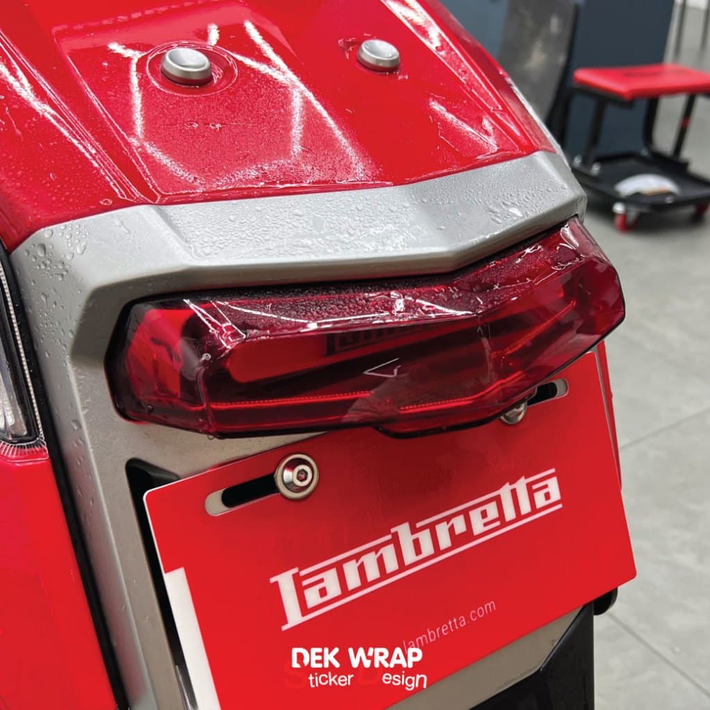 Lambretta G350 ฟิล์มกันรอยไฟท้าย