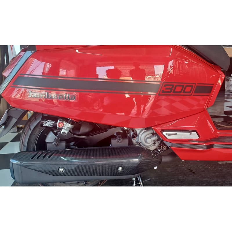 การ์ดท่อไอเสียกันร้อนคาร์บอนแลมเบรตต้าX300/X200 Muffler Guard Lambretta X300/X200