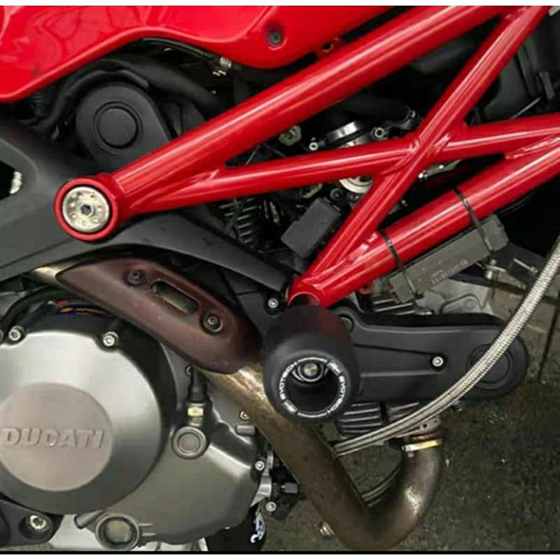 กันล้มกลาง Evotech Ducati Monster696/795/796/821/797 Ducati Hypermotard #Ducati Streetfighter848 #Ducati Scrambler 800 
