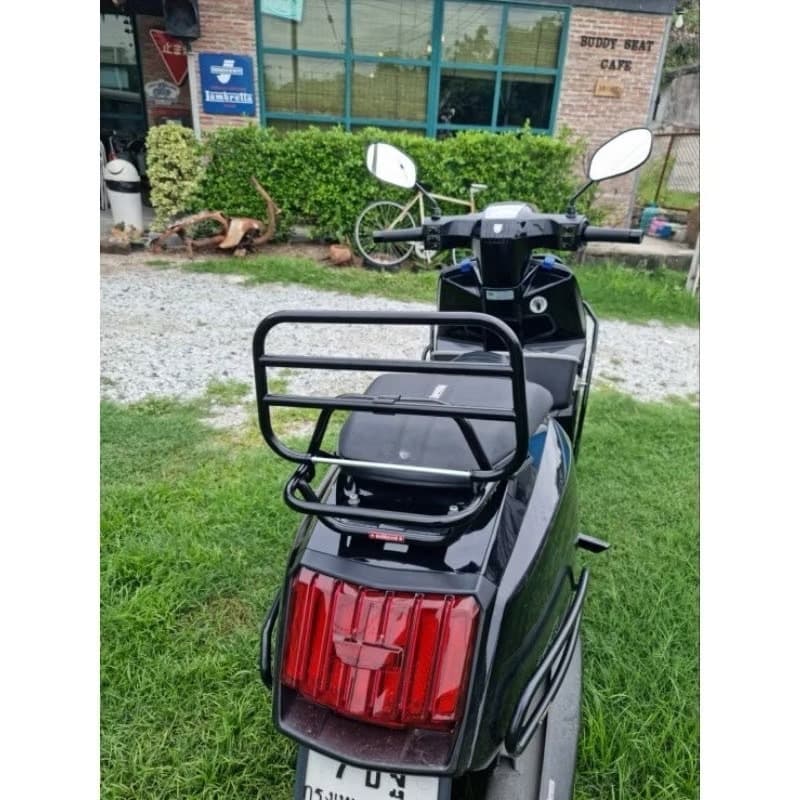 ตะแกรงหลังแนวตั้ง {Buddy Seat} สำหรับ Lambretta​ X200​ และ X300​ (แบบไม่มีสปริง)