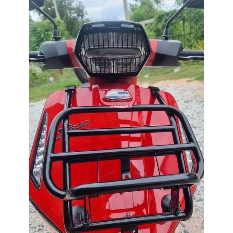 ตะแกรงหน้า {Buddy Seat} สำหรับ Lambretta X200 และ X300 (แบบมีสปริง)