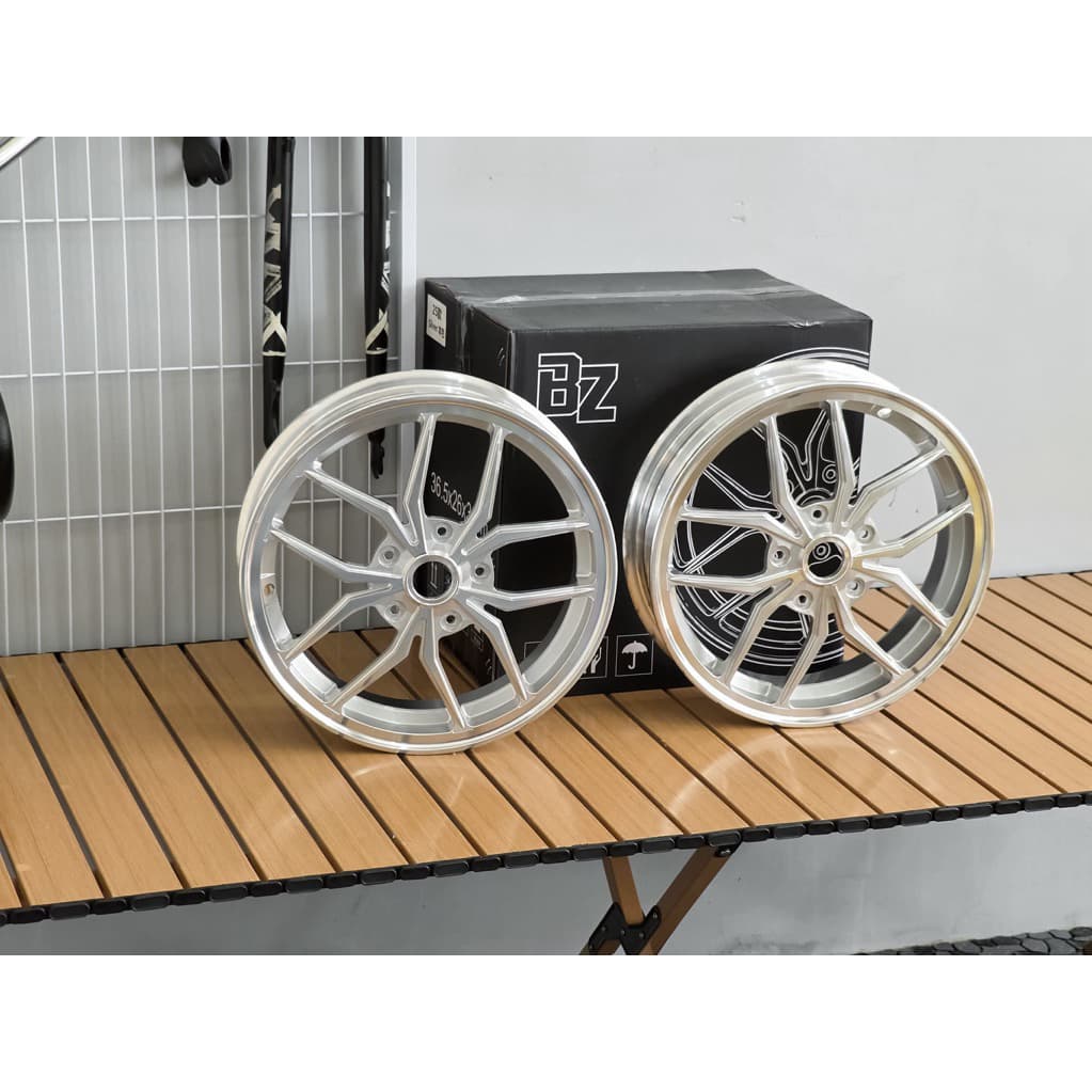 ล้อแม็กเวสป้า vespaรุ่น สปิ้น , พรีมาเวร่า ลายก้านY Vespa Sprint vespa primavera 125 150 ขอบ 12 นิ้ว(1คู่)